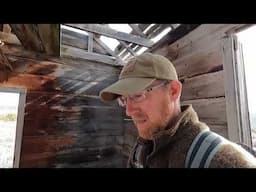 Hiking in to a Historic Homestead in Central Oregon