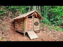 Build the house alone, with two roofs and doors