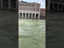 Beautiful Venice #italy #venice #gondolaride #italytravel #veniceattractions #vacationmode