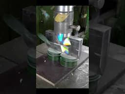 Satisfying CD Slicing with Hydraulic Press! 💿💥 #hydraulicpress #cdslice #satisfying