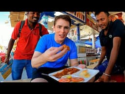 Hungry Vlogger Discovers Mumbai's Famous Street Food 🇮🇳