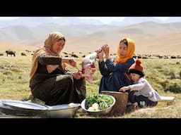 Everyday Survive in the Wilderness | Shepherd Mother Cooking Organic Food in the Village Nature