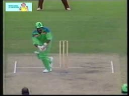 1992 World Cup - Javed Miandad at his cheeky best with 2 mercurial leg glances off Malcolm Marshall