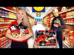 BUYING & TRYING NEW LIDL CHRISTMAS FOOD 2024! 😋