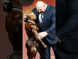 World's Strongest Man VS Bodybuilder. #shorts #bodybuilding #gym #mrolympia #strongman n