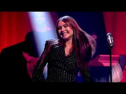 Mimi Webb - Red Flags [Live on Graham Norton] HD