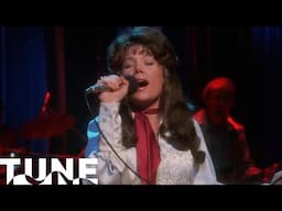 You're Looking at Country (Sissy Spacek) | Coal Miner's Daughter | TUNE