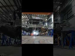 Watch the build of a performance catamaran #odiseacatamarans #performanceboats #welding #boatbuild