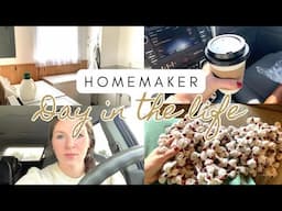 Homemaker Day in the Life | Christian Homemaking | Simple Living | Minimalist Family | Frugal Living