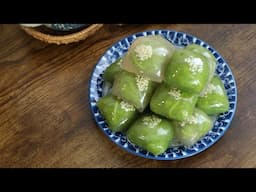 Bánh xu xê nhân cốm xào dừa dai giòn, thơm mùi cốm | Tapioca crystal cake with green rice filling