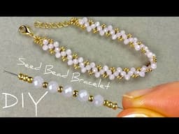 Easy and Beautiful Bracelet Making: Jewelry Making Tutorials with Beads and Crystals