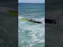 Quick way to get back on your kayak after falling out. #kayaking #kayakadventures #kayakfishingtips