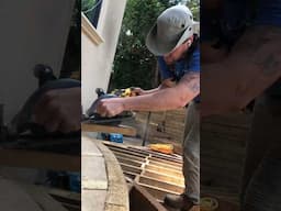 Building curved deck stairs out of wood