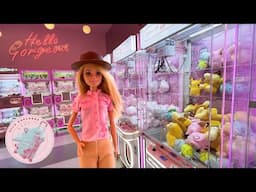 Arcade Challenge: Ella Tries the Claw Machine...Again!