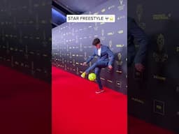 Qui va gagner le Ballon D’Or ? 😮⚽️ #starfreestyle #football