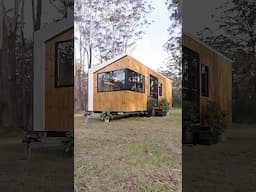 Single-level Häuslein Luna #tinyhouse #dreamhome #tinyhome #australia #home #offgrid #airbnb #nsw