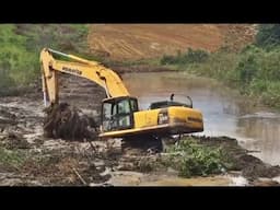 Brejo com a Komatsu PC 350