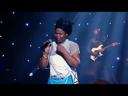 SIYAYAZI- LIVE AT JOBURG THEATRE