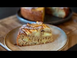 Gâteau moelleux aux pommes de grand-mère avec moitié moins de beurre et peu sucré