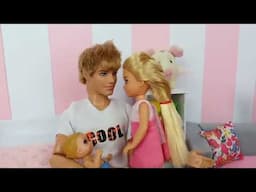 Rich Barbie Doll Family Routine