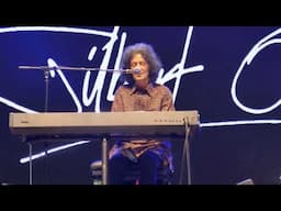 Gilbert O'Sullivan - NMHIT [Live at Rock N Roll Circus, Sheffield - 29-08-2024]