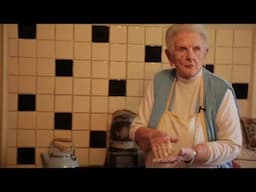 Making Traditional Irish Griddle Bread with Brigid in her Farm Cottage